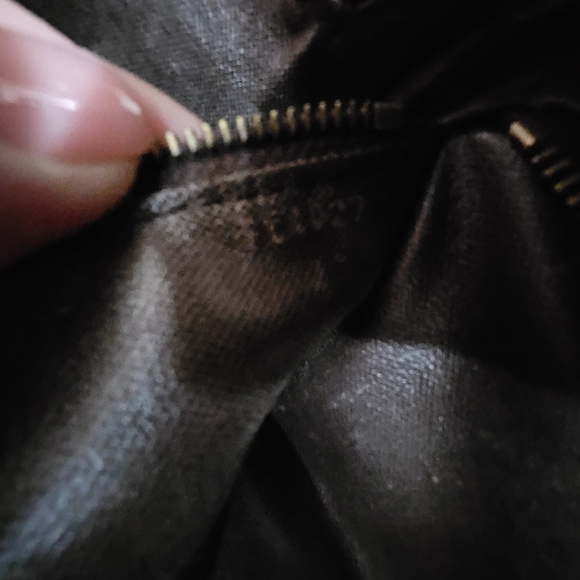 Louis Vuitton Damier Canvas King Size Toiletry Bag Dopp Kit - Picture 10 of 10